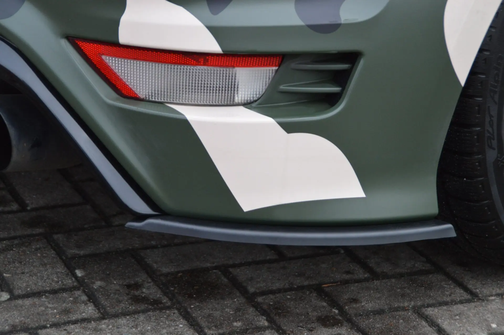 Ingo Noak Spoilerecken Seitenteile Splitter für Ford Focus 2 RS DA3 Bj: 2009-2010