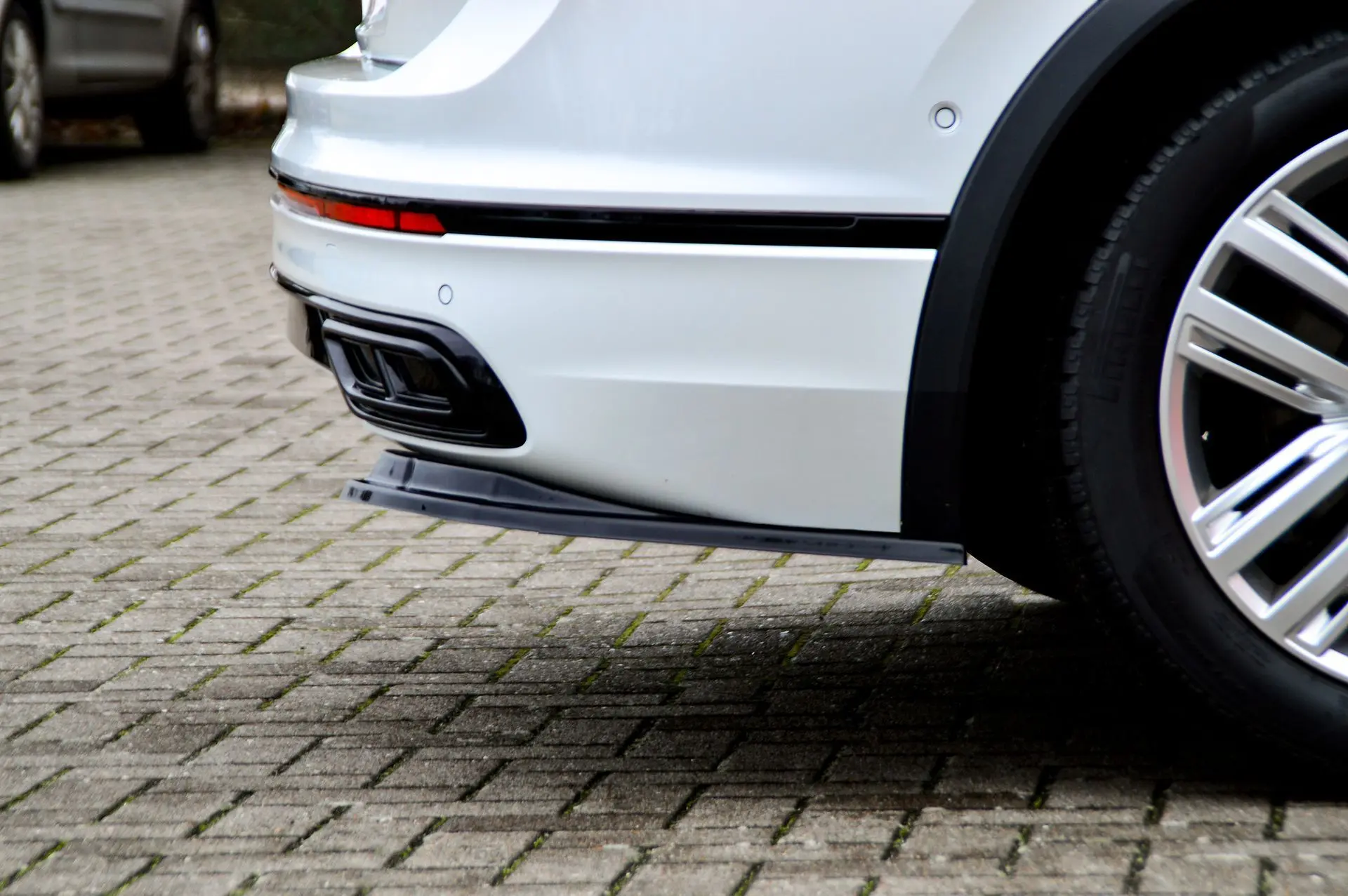 Ingo Noak Heckansatz Seitenteile für VW Tiguan 2 AD1 Facelift R-Line Allspace