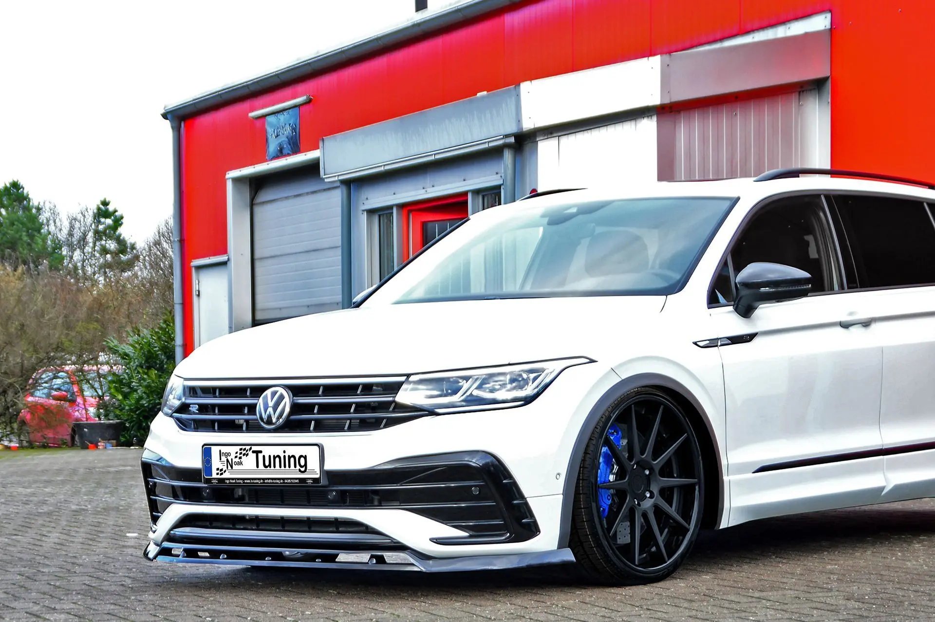 Ingo Noak Cuplippe Spoilerschwert V2 aus ABS für VW Tiguan 2 AD1