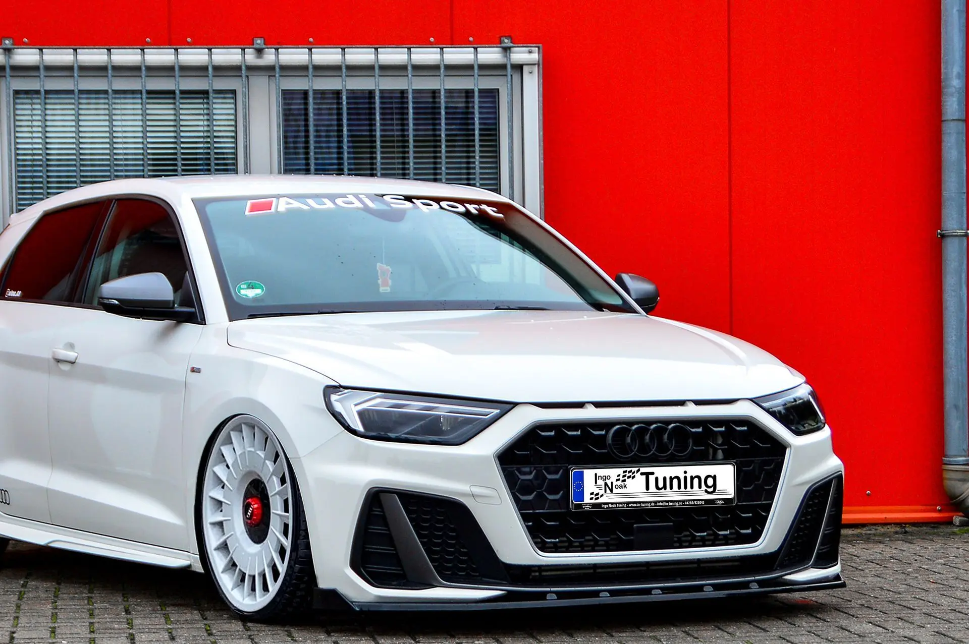 Ingo Noak Cup Frontspoilerlippe mit Wings für Audi A1 GB Sportback S-Line