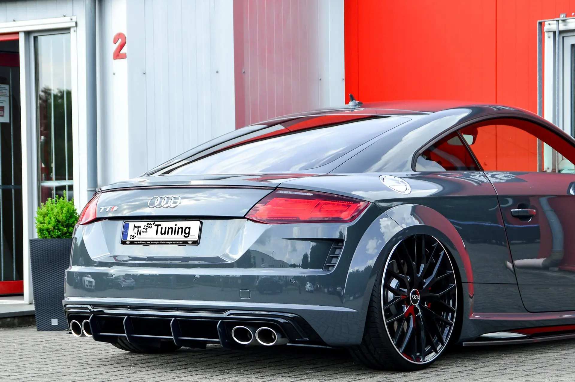 Ingo Noak Racing Heckansatz Diffusor für Audi TTS 8S Facelift