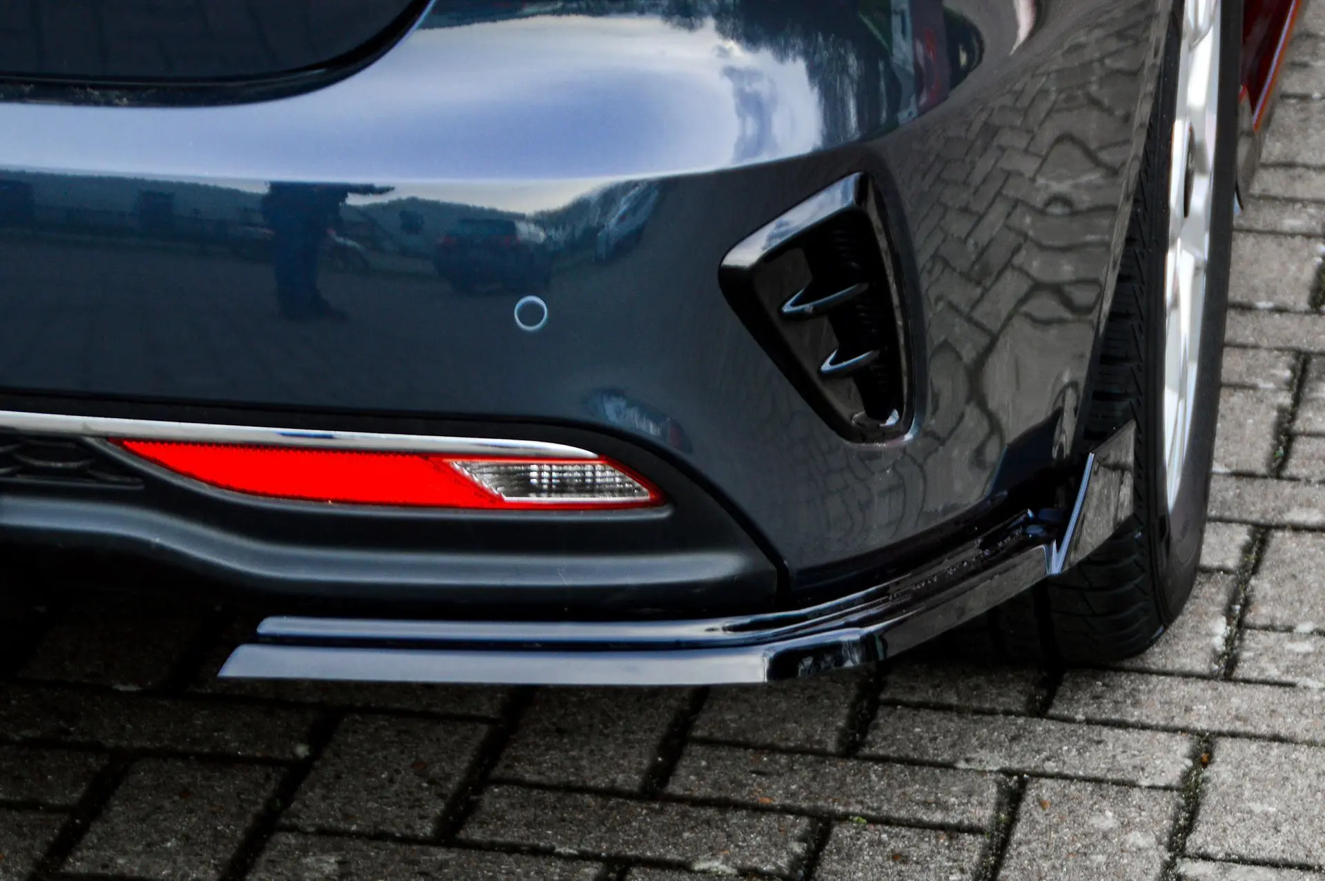 Ingo Noak Heckdiffusor Seitenteile mit Wing für Kia Ceed CD SWab Bj. 2021-