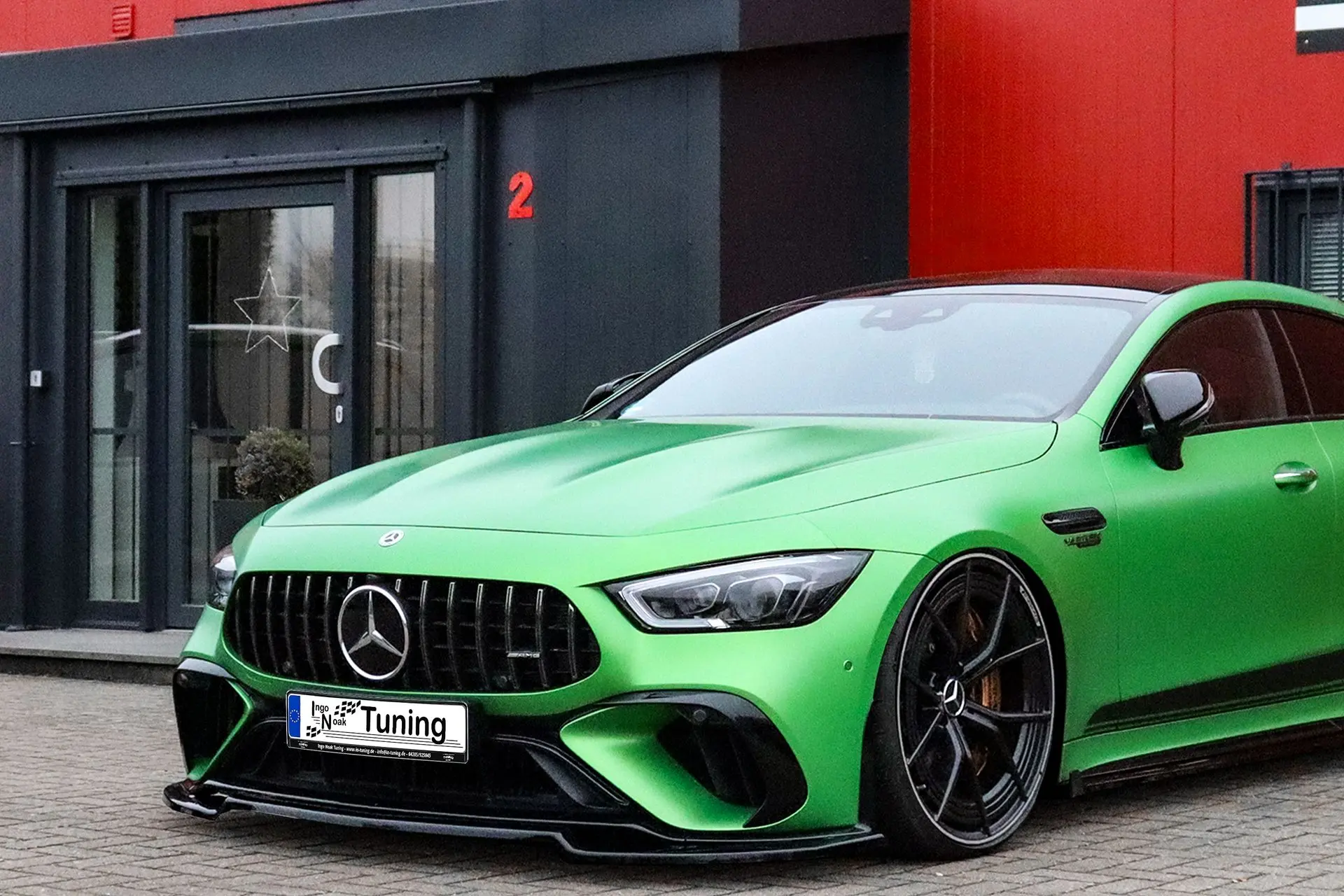 Ingo Noak Cup Frontspoilerlippe für Mercedes AMG GT 4.Türer X290