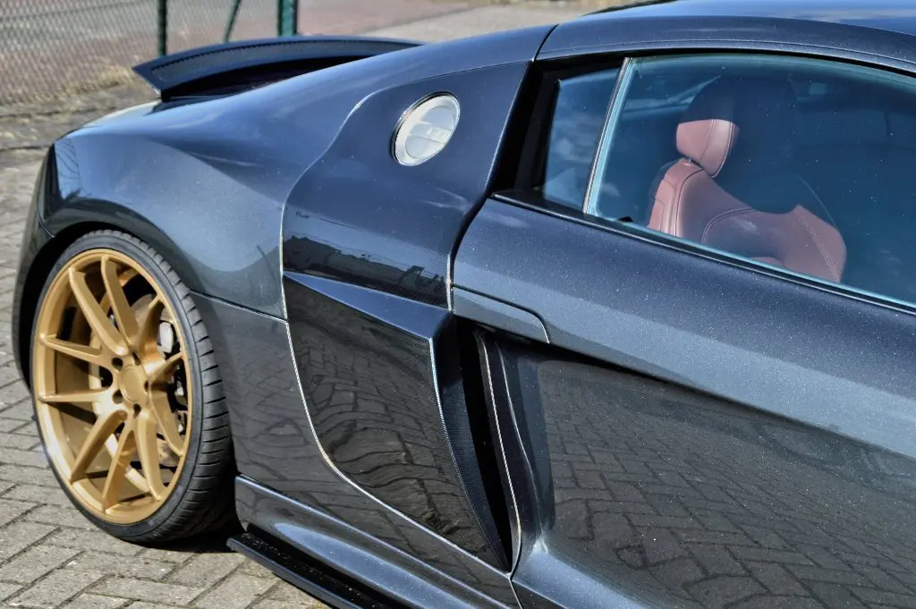 Ingo Noak Side Blades, in verbreiterter V10 Optik für Audi R8 42 Bj. 2006-2015