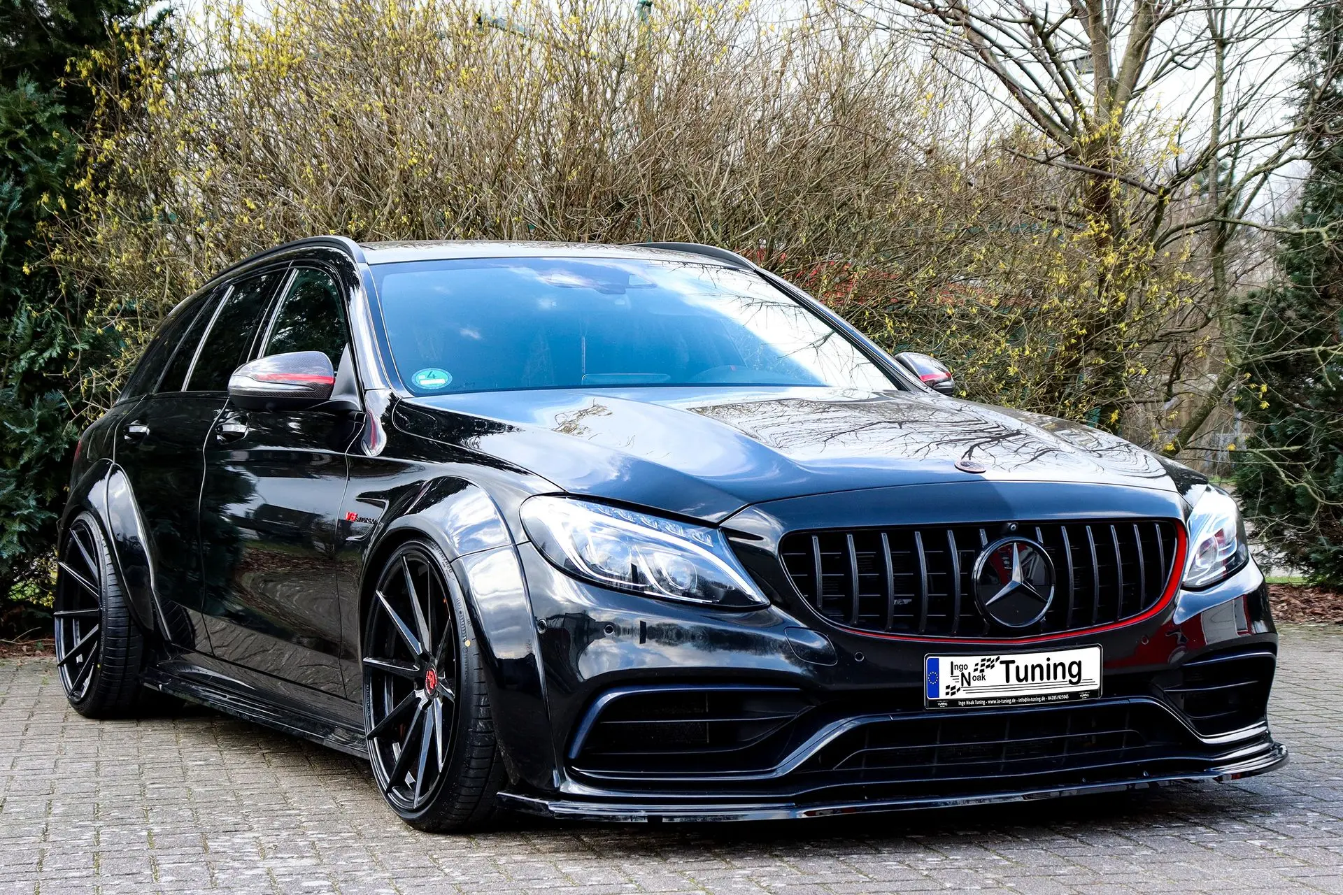 Ingo Noak Widebodykit Radläufe für Mercedes C-Klasse W205 C63AMG+S T-Modell