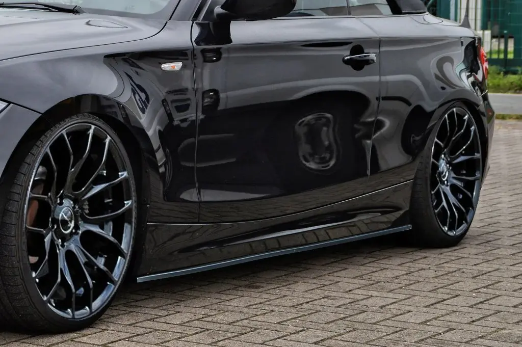 Ingo Noak Seitenschweller im Cup Look für BMW 1er E81 E82 E88 Bj. 2004-2013