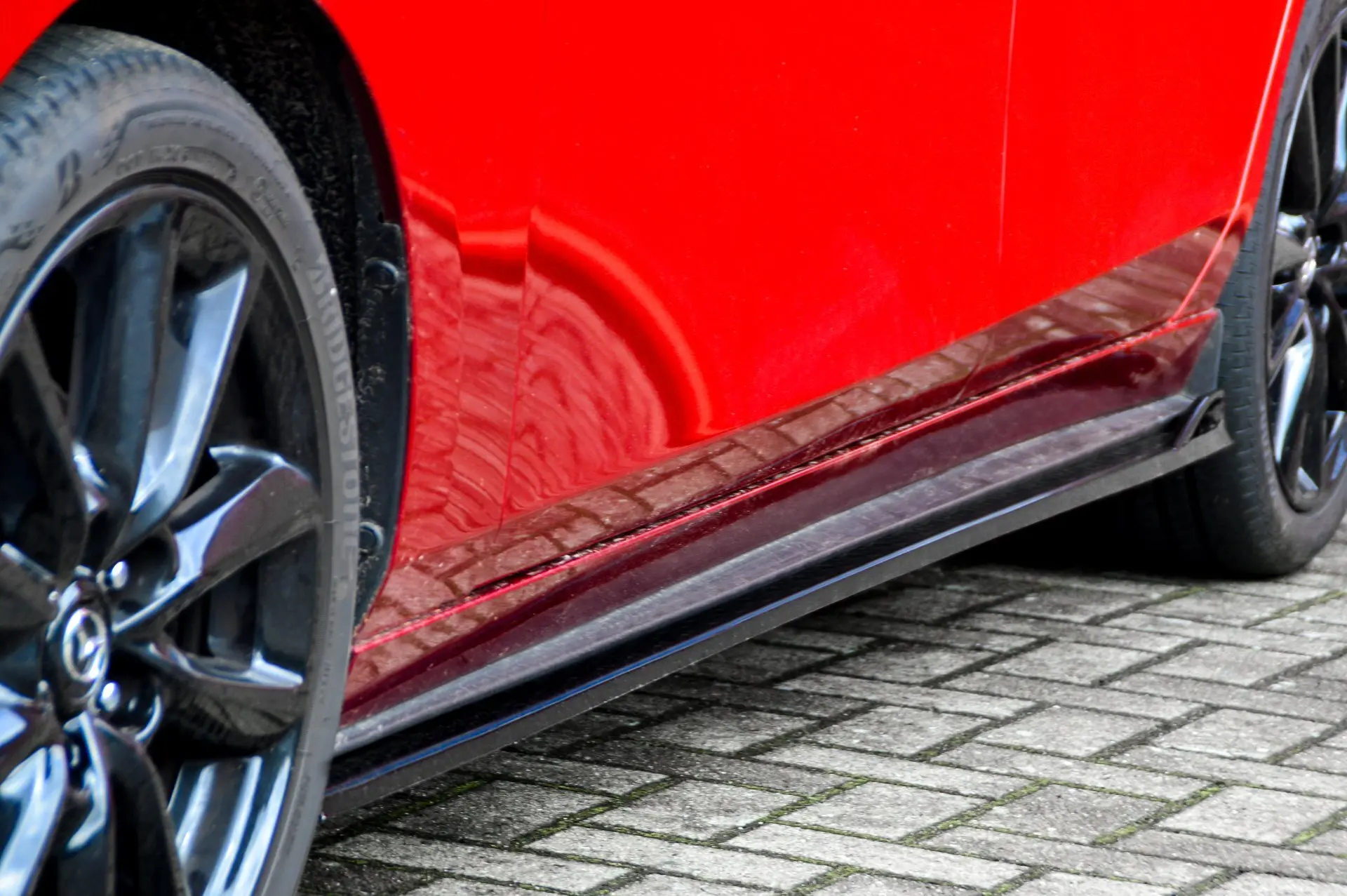 Ingo Noak Seitenschweller im Cup3 Look für Mazda 3 BP