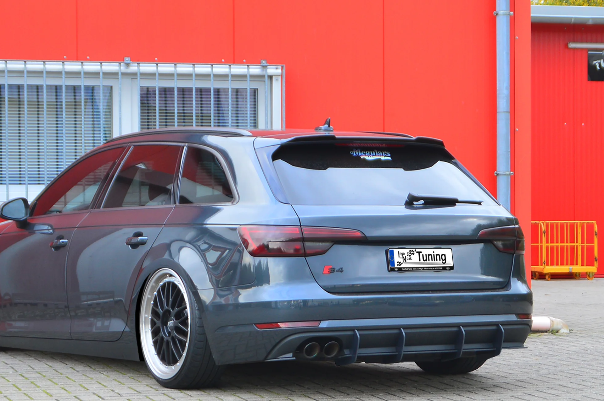 Ingo Noak Gefräster Heckansatz aus ABS für Audi A4 B9 Avant Vorfacelift