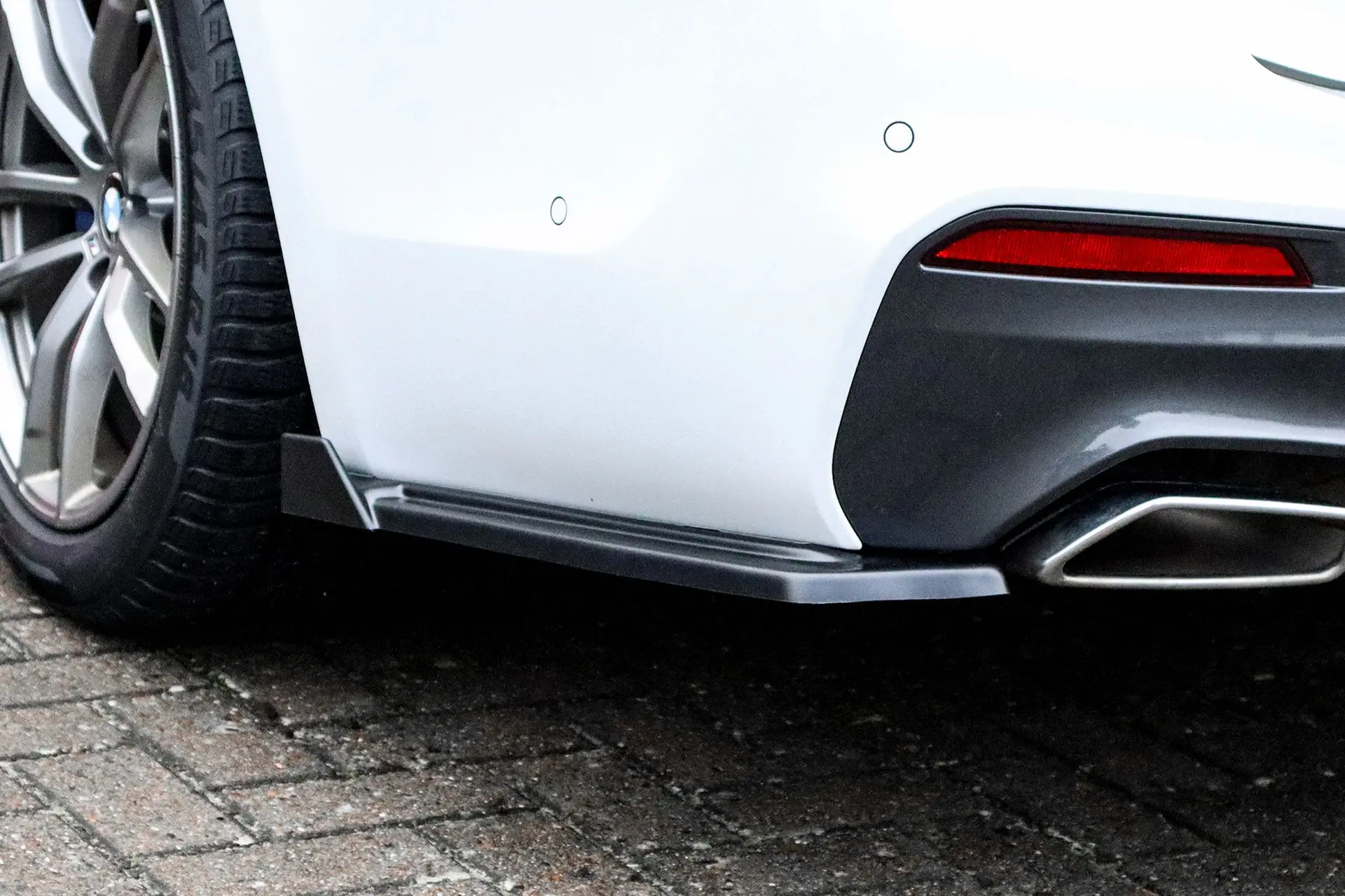 Ingo Noak Heckansatz Seitenteile mit Wings aus ABS für BMW 5er G30 G31 mit M-Paket