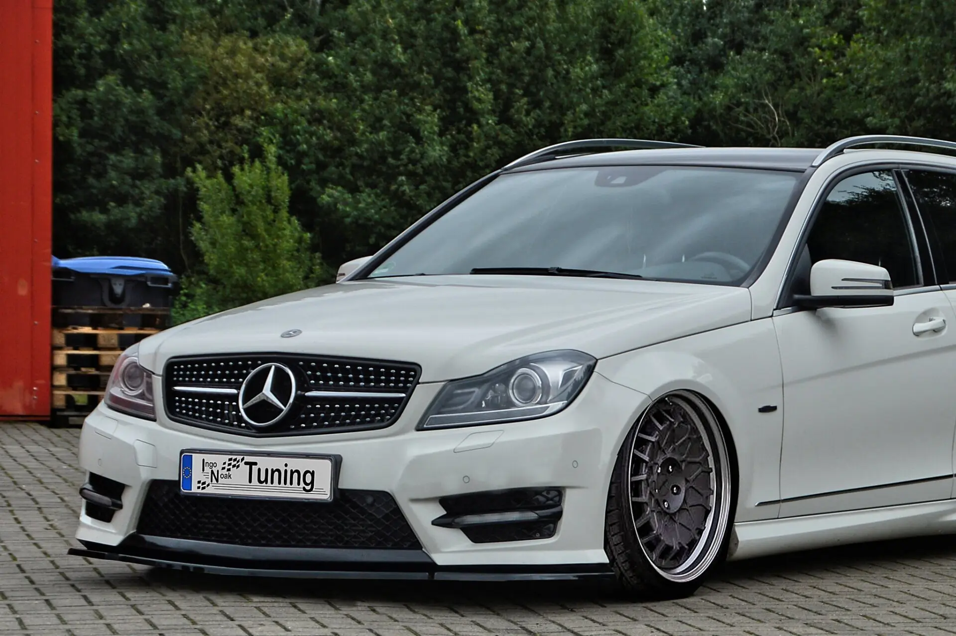Ingo Noak Cup Frontspoilerlippe aus ABS für Mercedes C-Klasse W204/S204/C204