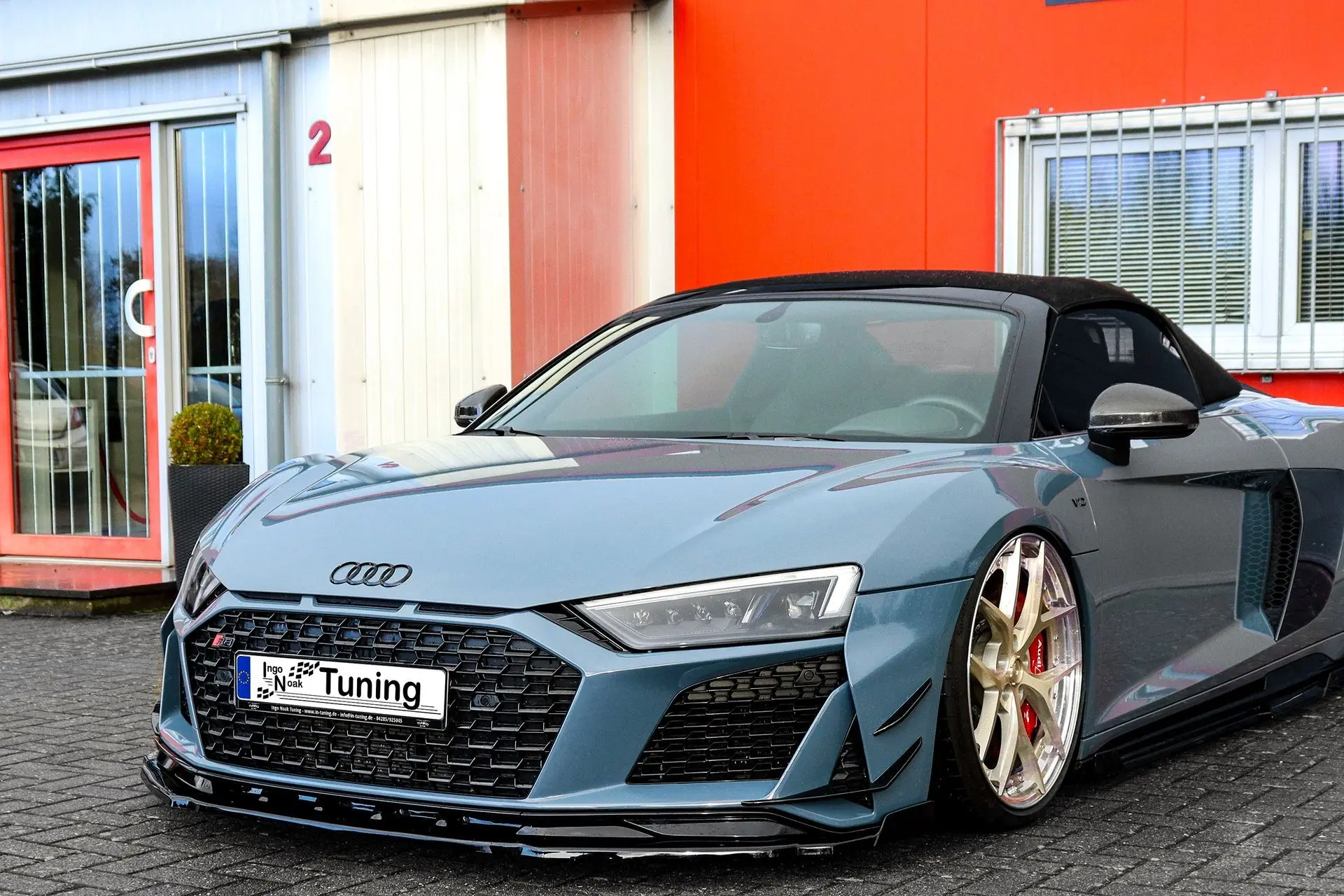 Ingo Noak CUP Frontspoilerlippe mit Wings passend für Audi R8 4S