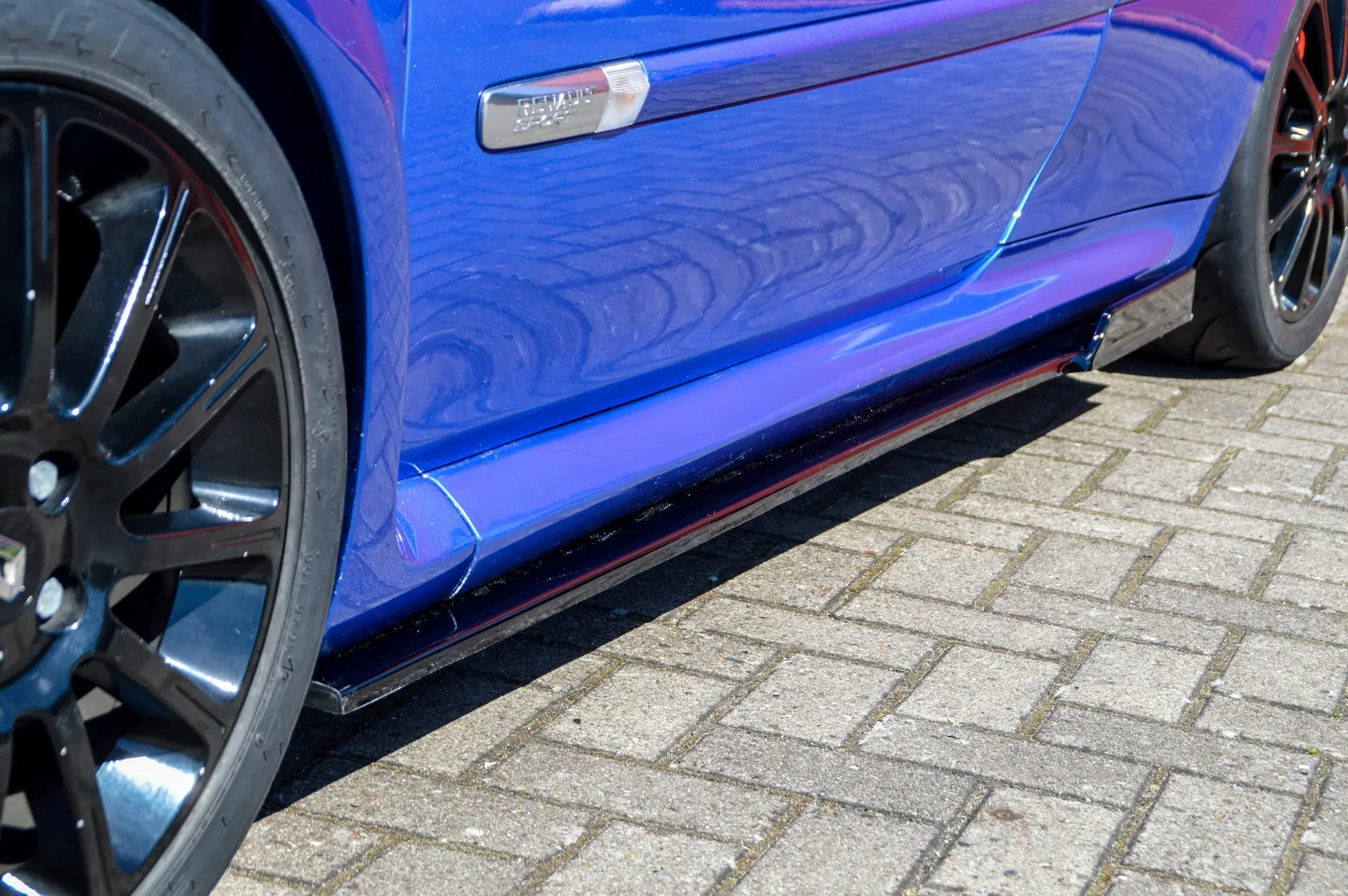 Ingo Noak Seitenschweller im Cup3 Look für Renault Clio RS Phase 2