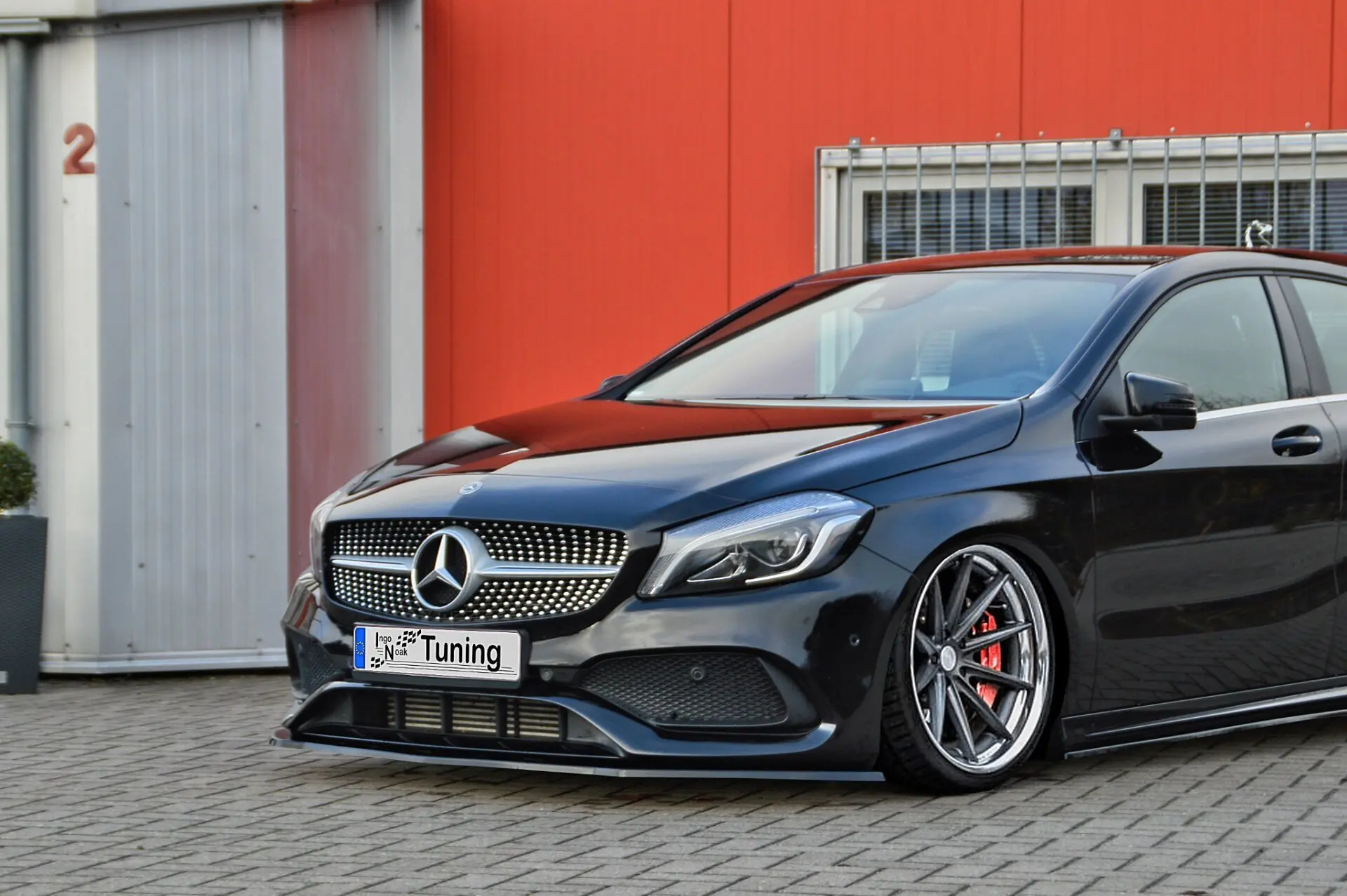Ingo Noak Cup Frontspoilerlippe für Mercdes A W176 AMG-Line MOPF